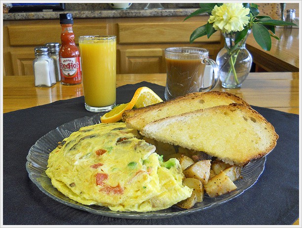 DSCN3853.600x450.omelet.wborder